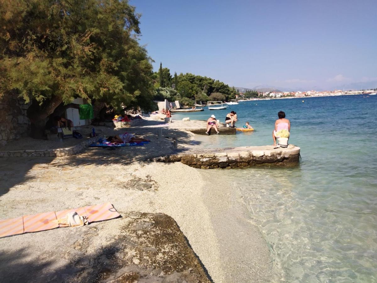 Apartment Nede Τρογκίρ Εξωτερικό φωτογραφία